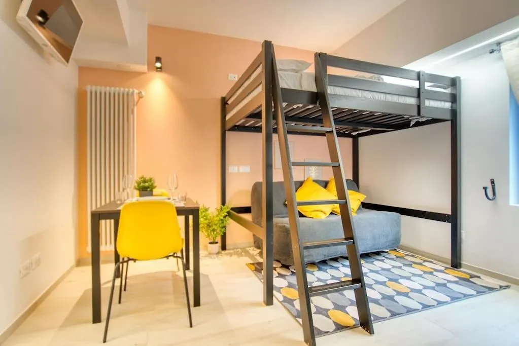 Apartment Suzzani 273 - Interno A4 Milan