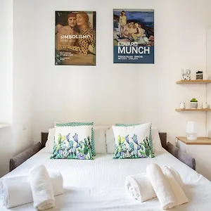 Urban Nest Apartment