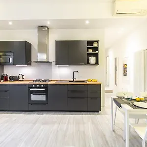 Maciachini R&r Apartment